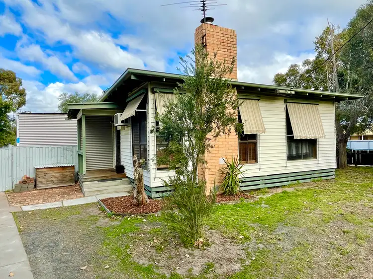 12 Elizabeth Street, Dimboola VIC 3414