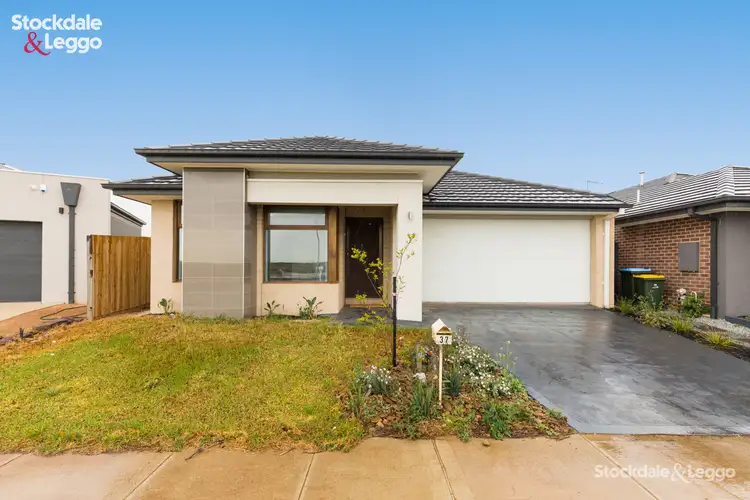 Main view of Homely house listing, 37 Keira Circuit, Werribee VIC 3030