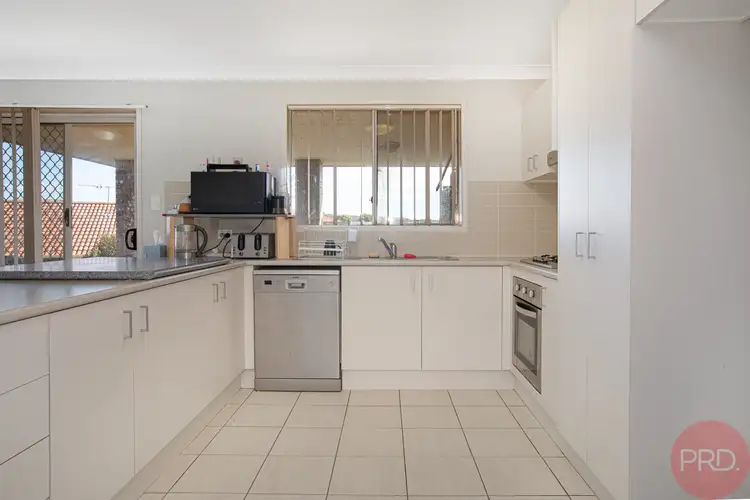 Fifth view of Homely house listing, 4 Sapphire Drive, Rutherford NSW 2320