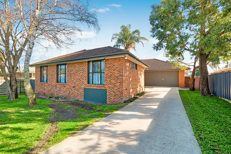 9 Dixons Road, Cardinia VIC 3978