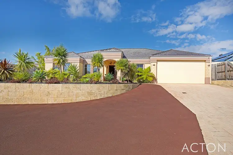 23 Seaforth Drive, Halls Head WA 6210