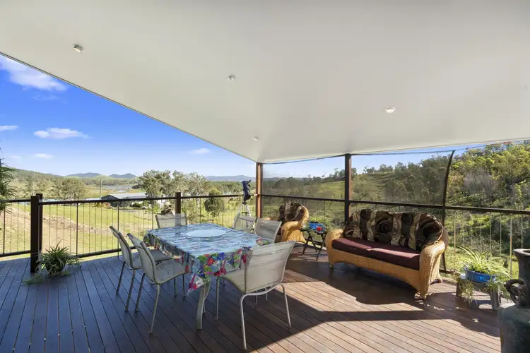 Second view of Homely house listing, 7 Alma Court, Villeneuve QLD 4514