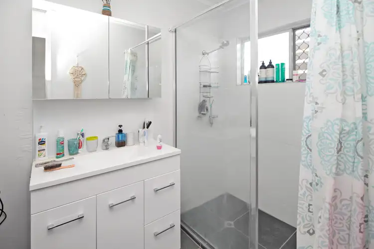 Fifth view of Homely unit listing, 1/38-40 Goldring Street, Hermit Park QLD 4812