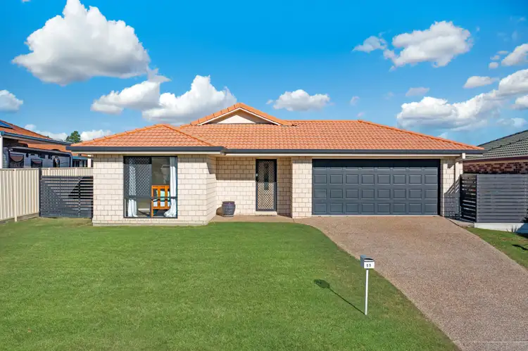 11 Gladebourne Crescent, Victoria Point QLD 4165