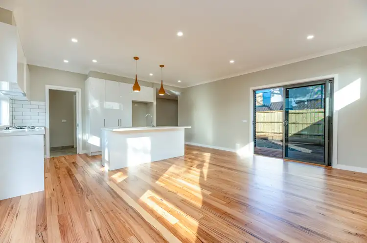 Fourth view of Homely townhouse listing, 8/39 Chandler Road, Boronia VIC 3155