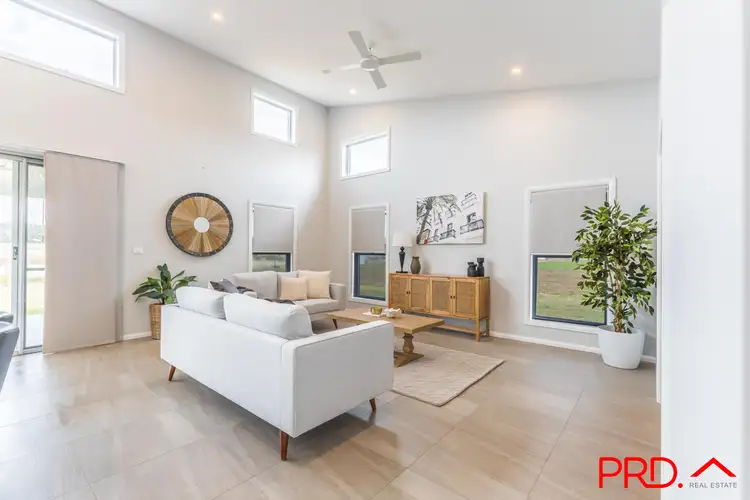 Seventh view of Homely house listing, 8 Jubata Drive, Tamworth NSW 2340