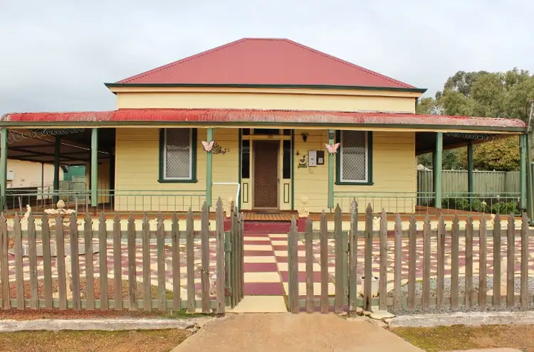 3 Quinlan St, Goomalling WA 6460
