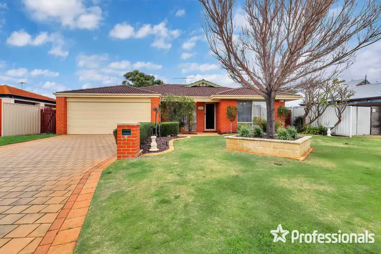 16 Tuart Court, Thornlie WA 6108