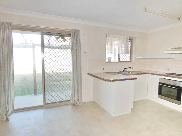 6 Talbot Place, Berrinba QLD 4117