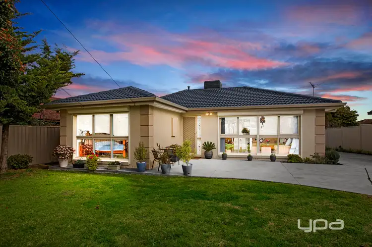 1/17 Charlbury Grove, St Albans VIC 3021