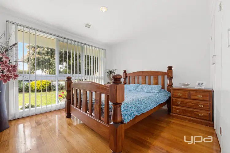 Fifth view of Homely house listing, 1/17 Charlbury Grove, St Albans VIC 3021