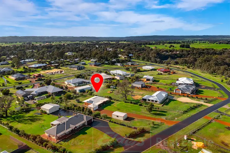 32 Craigie Drive, Roelands WA 6226