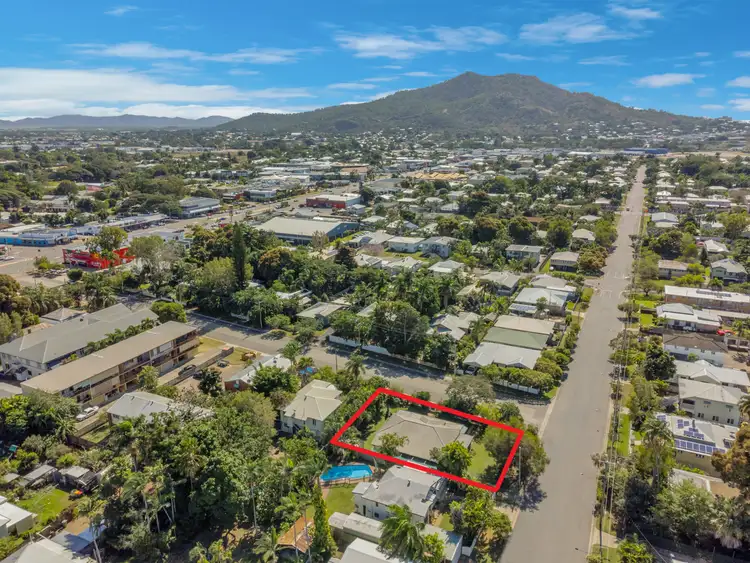 Second view of Homely house listing, 20 The Avenue, Hermit Park QLD 4812