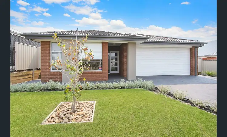 Main view of Homely house listing, 10 Keysor Way, Wodonga VIC 3690