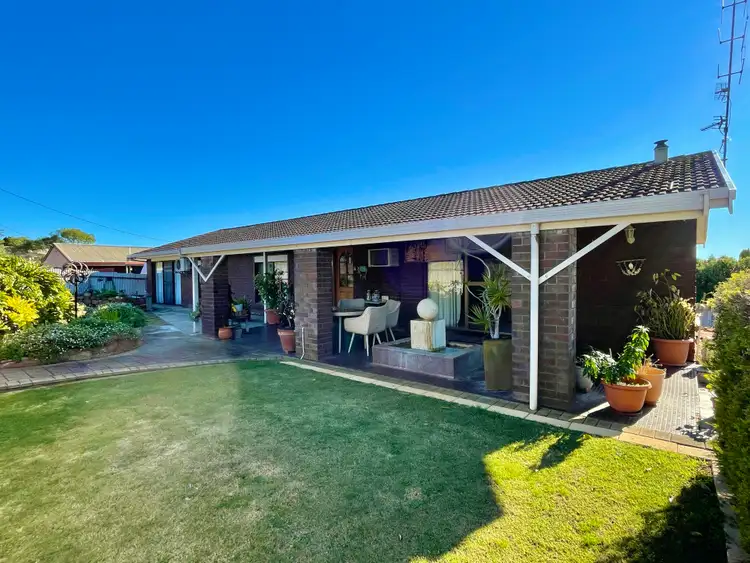 124 Flinders Highway, Port Lincoln SA 5606