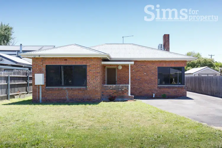1/4 Adams Street, Mowbray TAS 7248