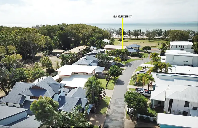 10 Whitesan Blue Terrace, Blacks Beach QLD 4740