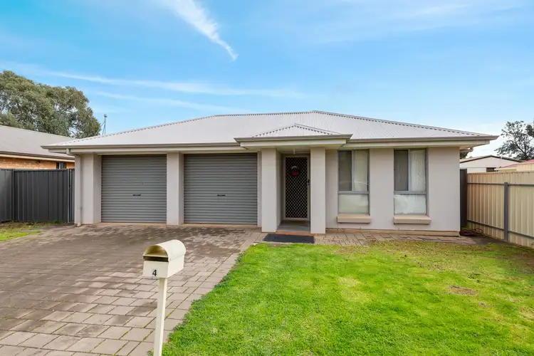 4 Lakeland Road, Munno Para West SA 5115