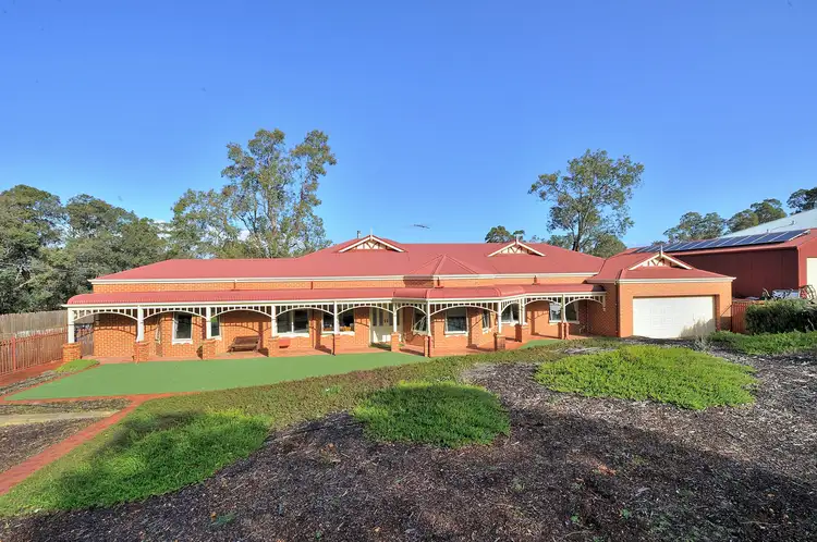 25 Alfred Street, Mount Helena WA 6082