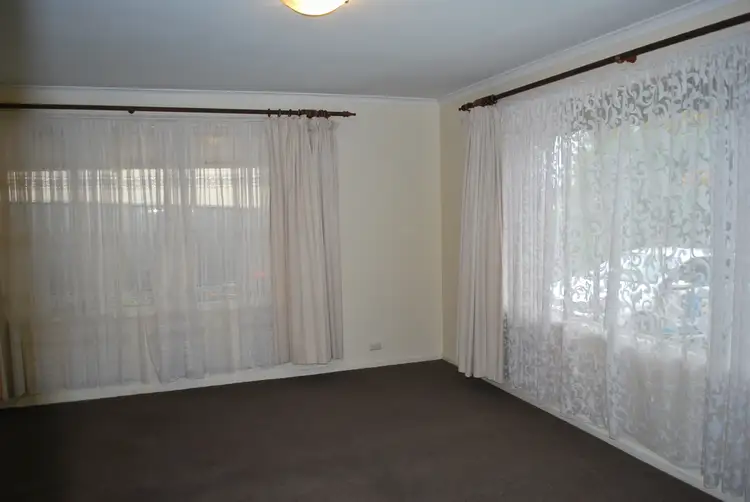 Fifth view of Homely house listing, 10 Greenloop Crescent, Huntfield Heights SA 5163