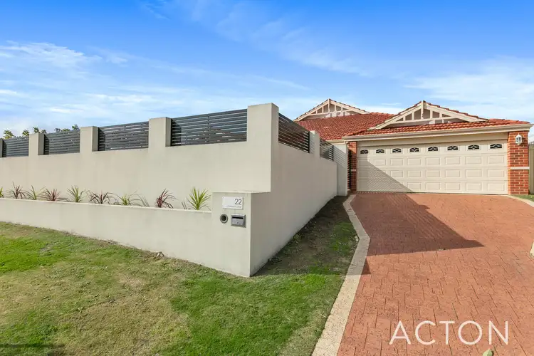 22 Chatsworth Drive, Hocking WA 6065