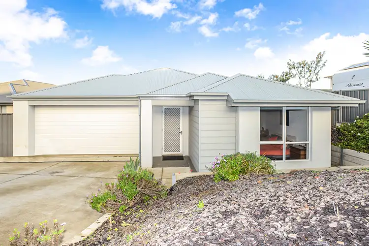 37 WHITE CLOSE, Encounter Bay SA 5211