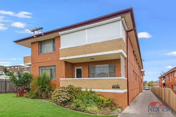 9/2 Boorea Ave, Lakemba NSW 2195