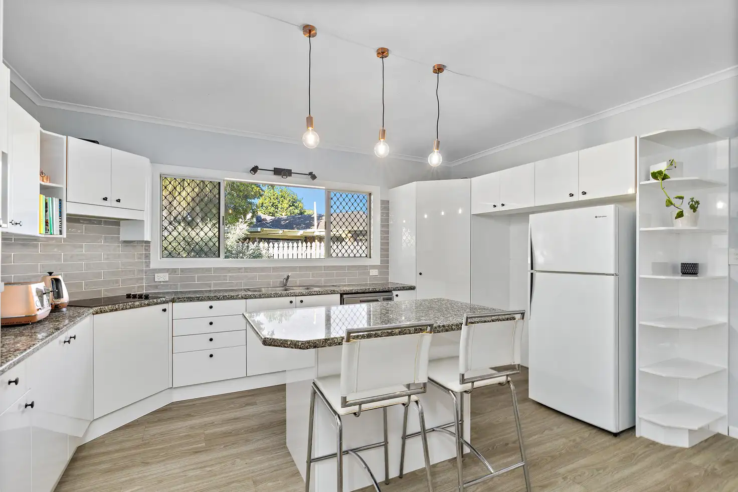 Main view of Homely house listing, 260 Bloomfield Street, Cleveland QLD 4163