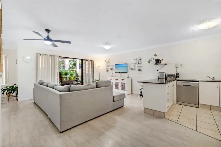 2/61 North Street, Southport QLD 4215