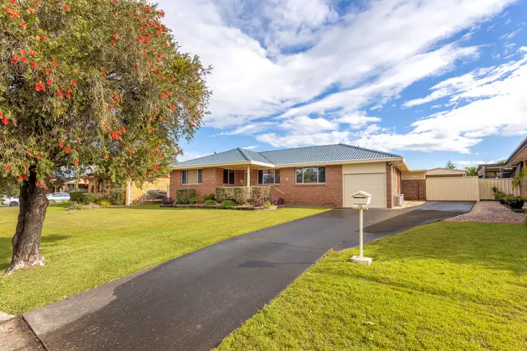 15 Telopea Drive, Taree NSW 2430