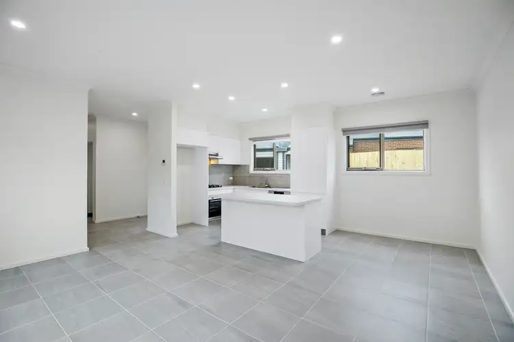 Sixth view of Homely unit listing, 2/12 Kidgell Street, Lilydale VIC 3140