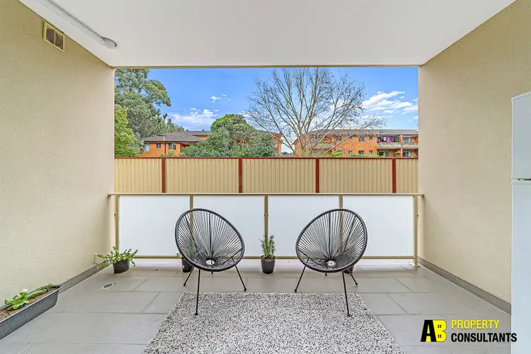 8/8 Wigram Street, Harris Park NSW 2150