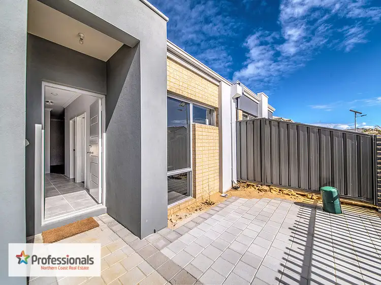 Second view of Homely house listing, 8 Lutea Lane, Jindalee WA 6036