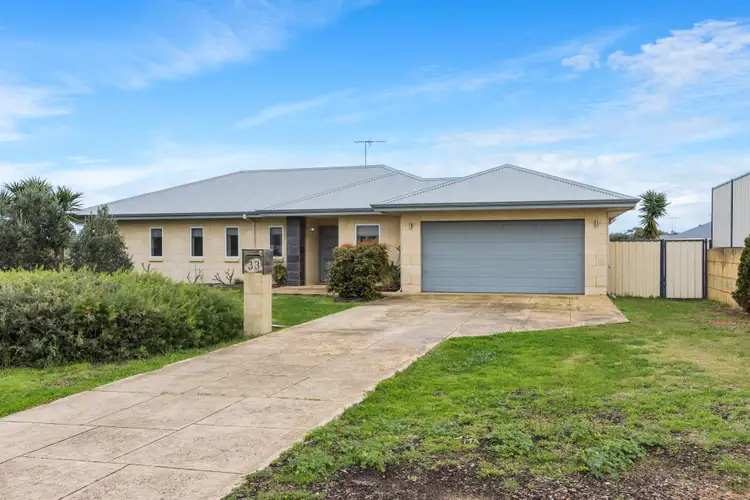 33 Philmont Way, Meadow Springs WA 6210