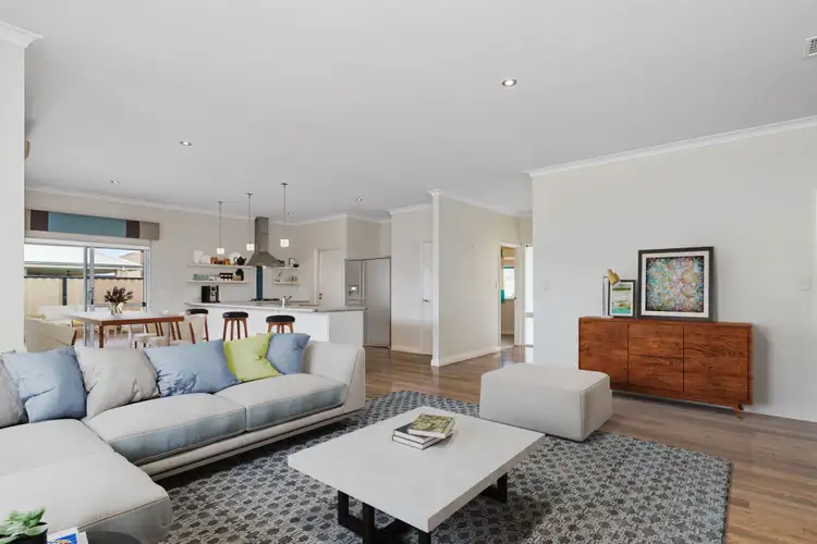 Second view of Homely house listing, 33 Philmont Way, Meadow Springs WA 6210