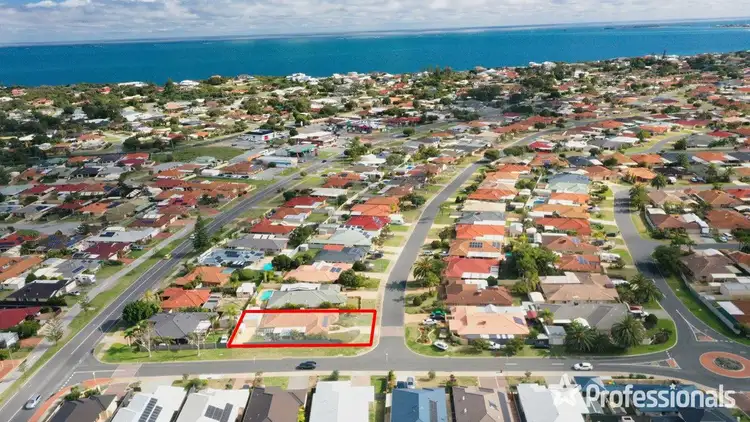 76 Triton Avenue, Waikiki WA 6169