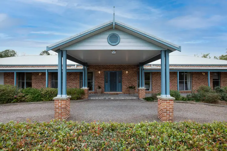 52 Hilldale Drive, Bolwarra Heights NSW 2320