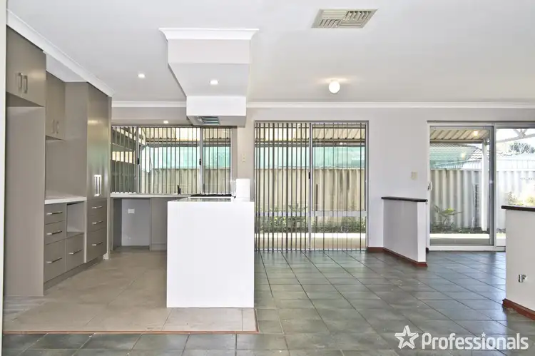 Third view of Homely house listing, 7 Redfin Close, Warnbro WA 6169