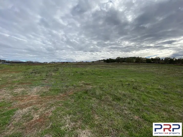 LOT 105 Ulmus Place, Parkes NSW 2870