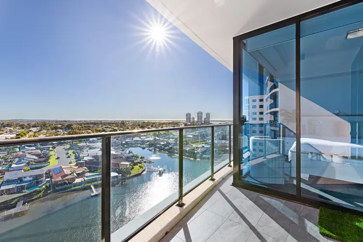 31002/5 Harbourside Court, Biggera Waters QLD 4216