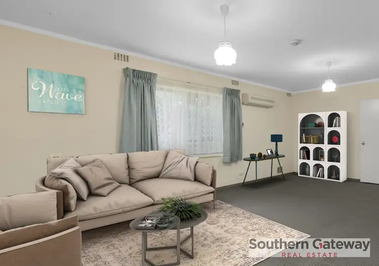 4/13 Milton Place, Orelia WA 6167