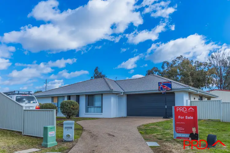 31 Carnegie Place, Tamworth NSW 2340