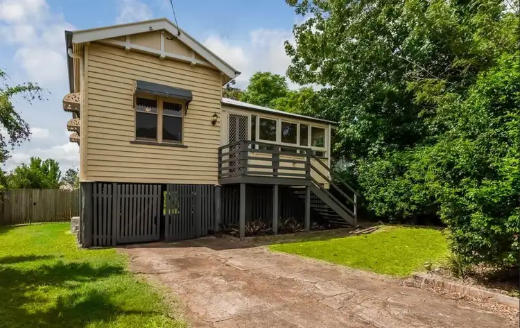 11 Atkinson Street, South Toowoomba QLD 4350