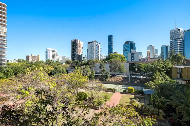 108/15 Goodwin Street, Kangaroo Point QLD 4169