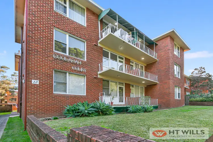 8/13 St Georges Parade, Hurstville NSW 2220
