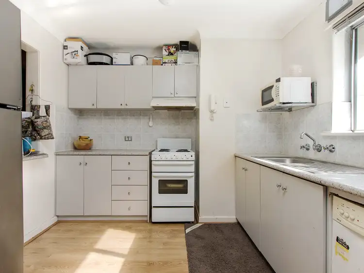 Second view of Homely flat listing, 20/3 Powell Court, Orelia WA 6167
