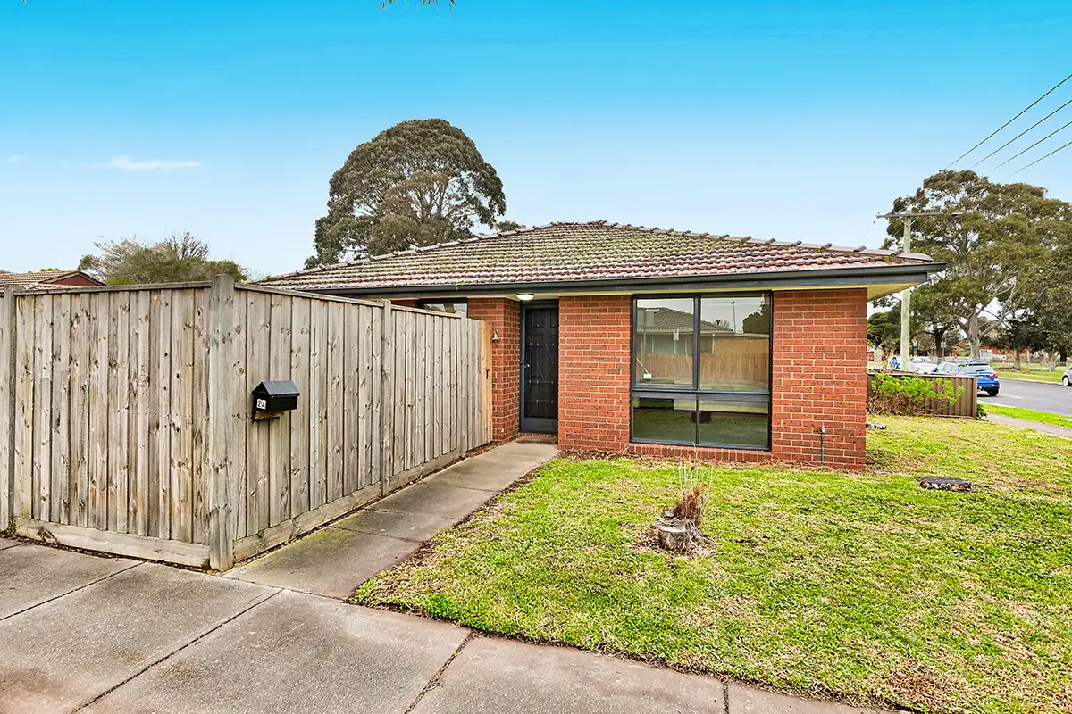 Main view of Homely unit listing, 2a Alexander Street, Cranbourne VIC 3977