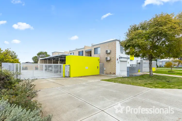 2/2 Aldwick Place, Balga WA 6061