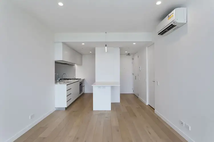 Fourth view of Homely apartment listing, 905/477 Boundary Street, Spring Hill QLD 4000