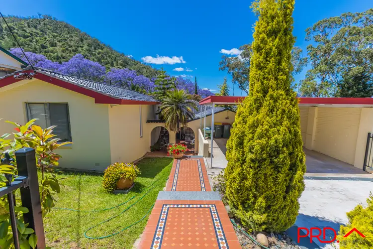 6 Nyrang Avenue, Tamworth NSW 2340